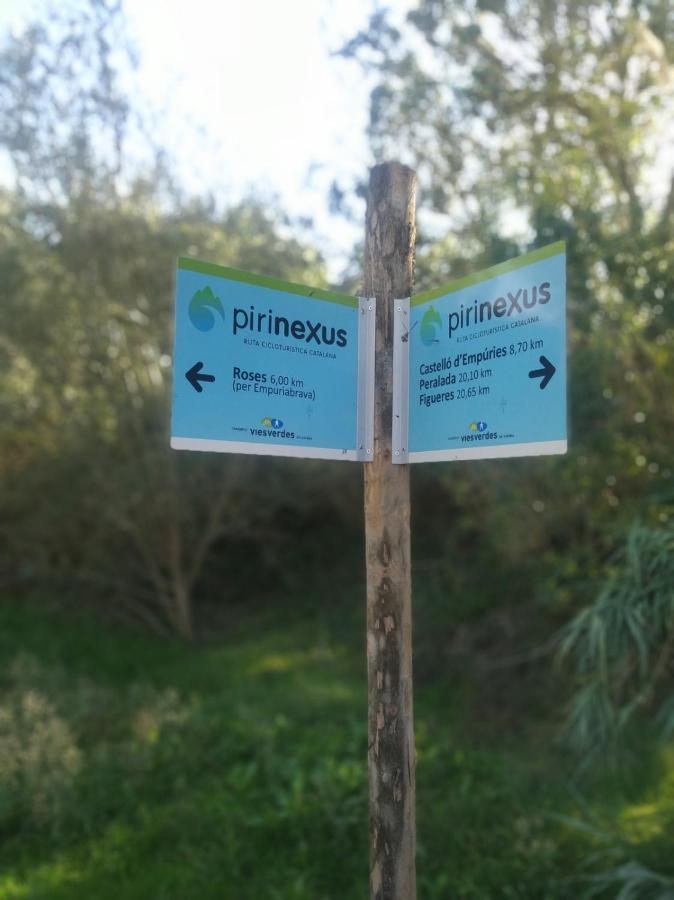 Apartamento Dinasty Емпуриабрава Екстериор снимка
