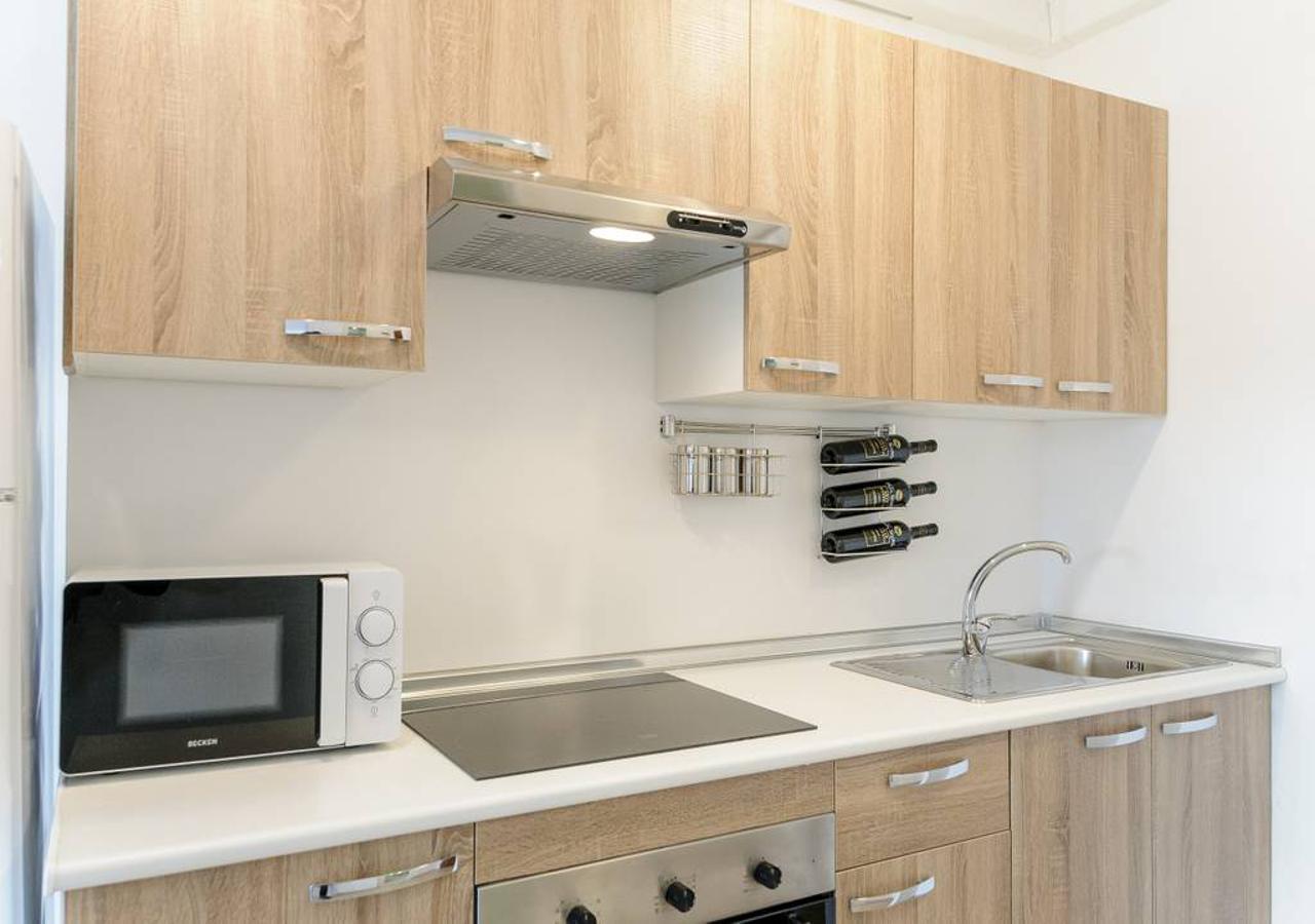 Apartamento Dinasty Емпуриабрава Екстериор снимка